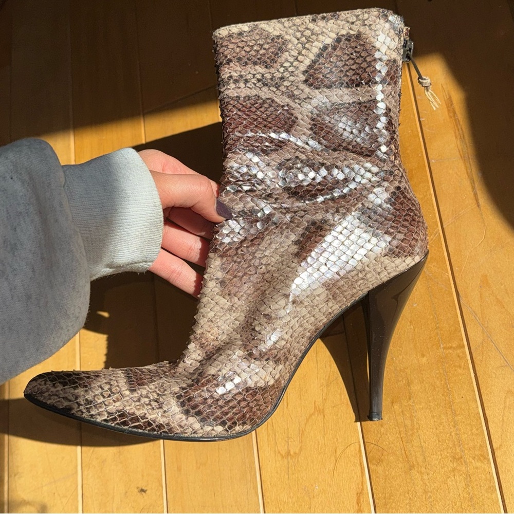 Stuart Wietzman boots - Picture 13 of 16
